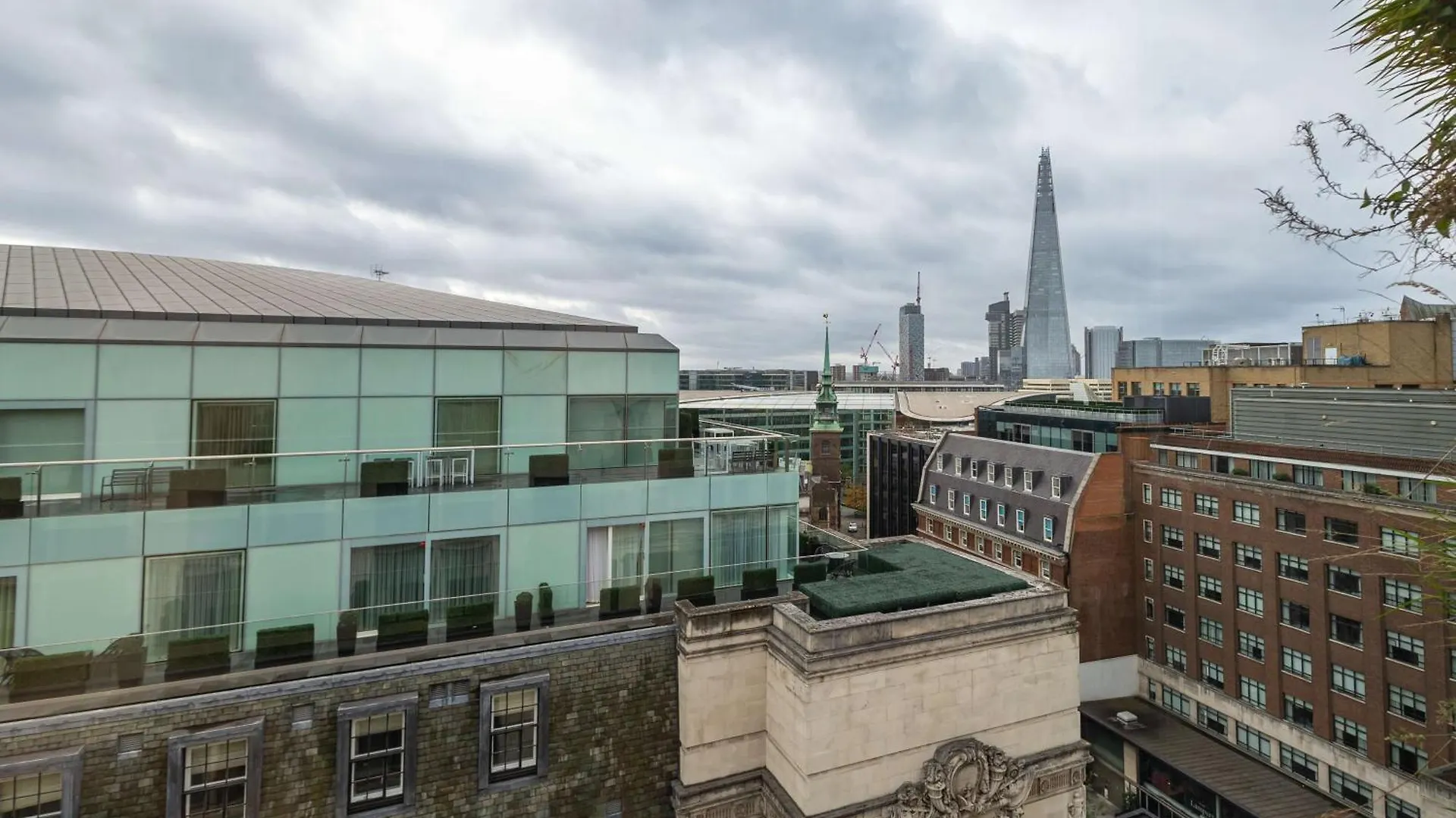 Doubletree By Hilton Hotel London - Tower Of Londýn