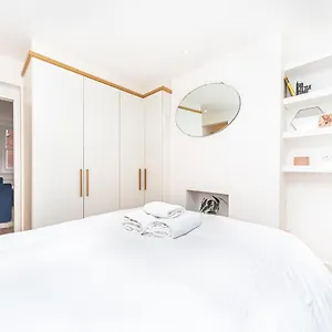 Apartment Pass The Keys Secret Bridge Gem, 5 Mins From The Shard, London